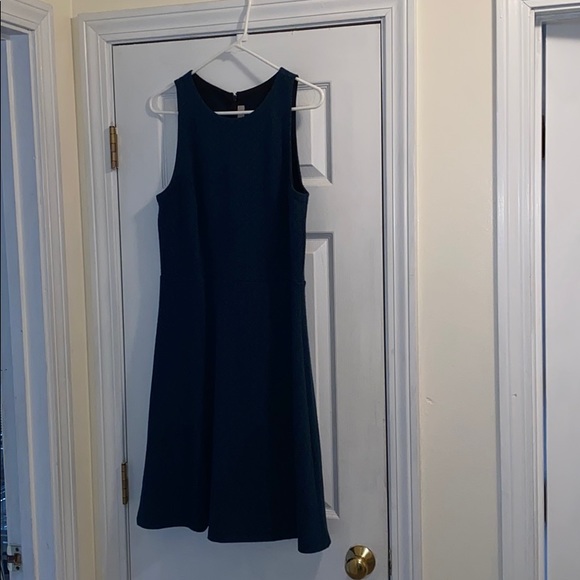 Loft Dress - Picture 3 of 5